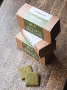 Biscuit-matcha-oxalis-et-bergamote